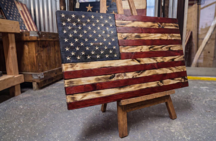 "Rustic Traditional" Flag